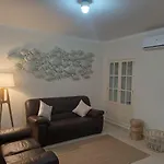 Casa Saudade - Oasis Parque Country Club Апартаменты *