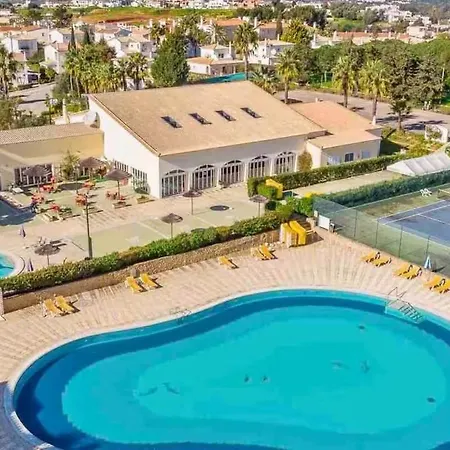 Casa Saudade - Oasis Parque Country Club * 波尔蒂芒